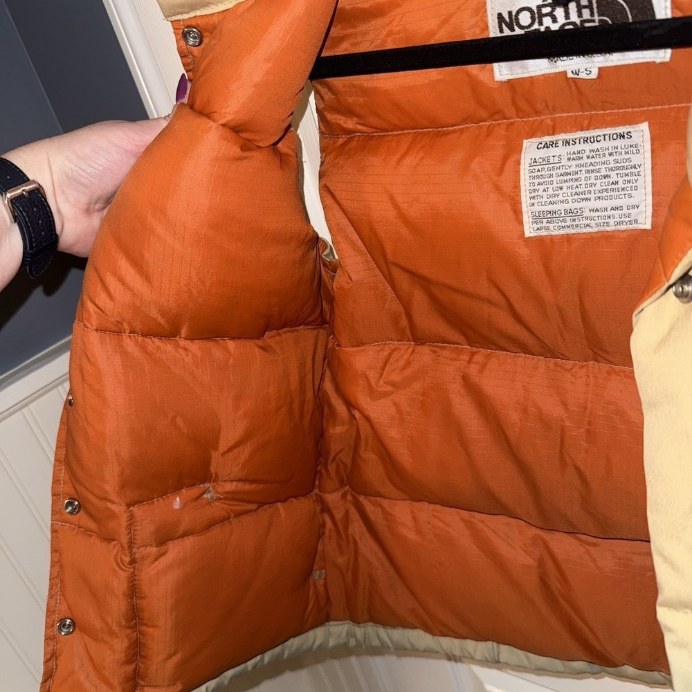 Vintage The North Face Women's Small Down Vest Tan Orange Puff Vest Outerwear - Picture 7 of 12